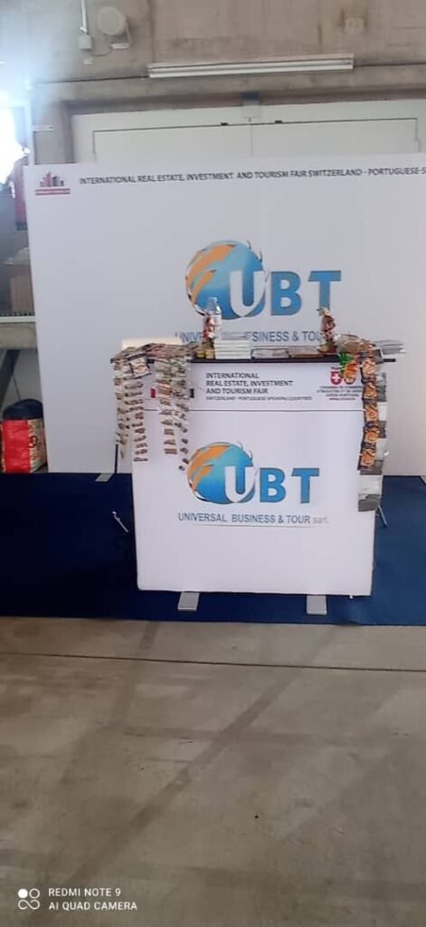 Universal Business & Tour